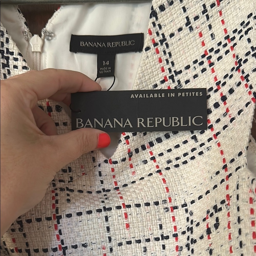 Banana Republic Textured Cream and Black Tweed Dress - Picture 3 of 6